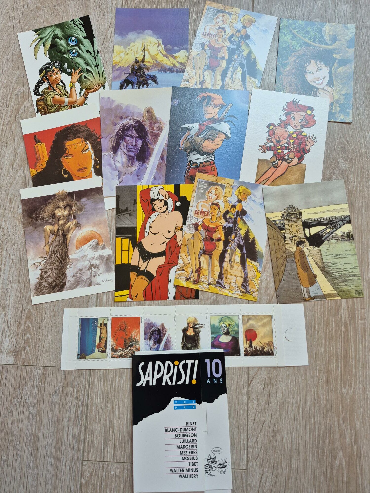 Lot Sapristi : portfolio, timbres, cartes postales. TL 1000 ex.